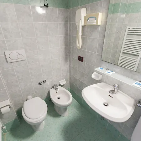 Отель Rinascente 3*