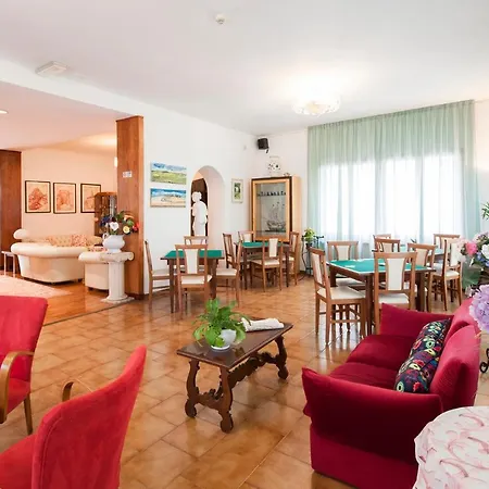 Hotel Rinascente 3*